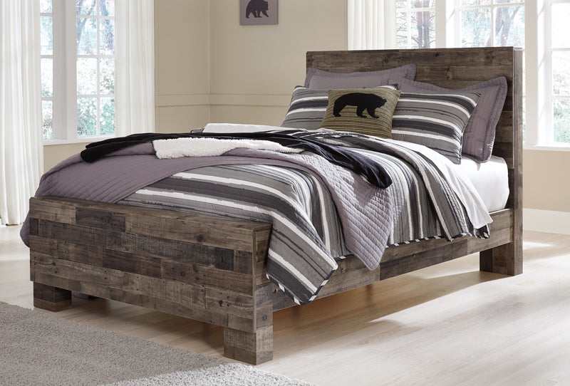 Derekson Full Panel Bed with Mirrored Dresser and Chest in Multi Gray - PKG003470