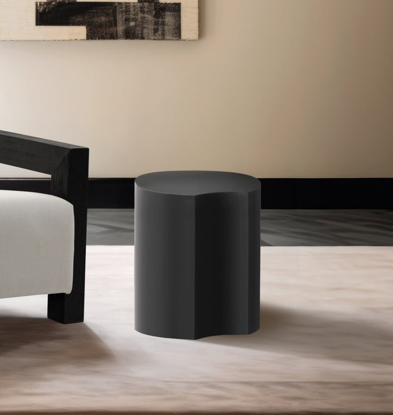 Dimple Iron End Table in Black - 99081Black-ET18