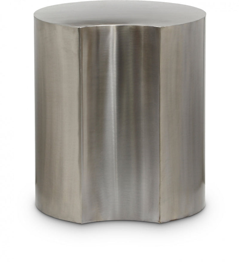 Dimple Iron End Table in Silver - 99081Silver-ET16