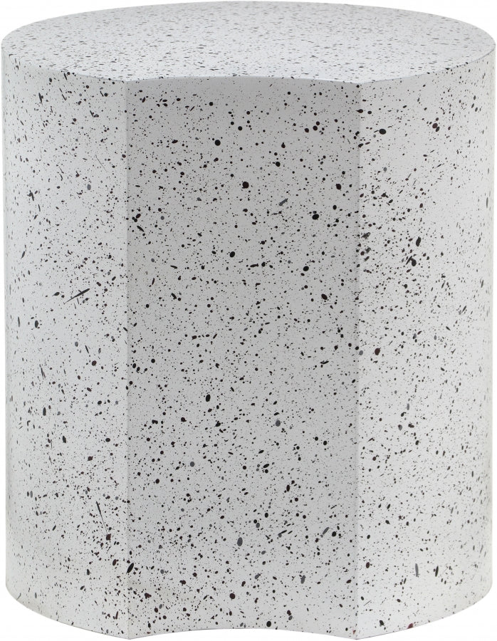 Dimple Terrazzo Pattern Iron End Table in White - 99084White-ET18