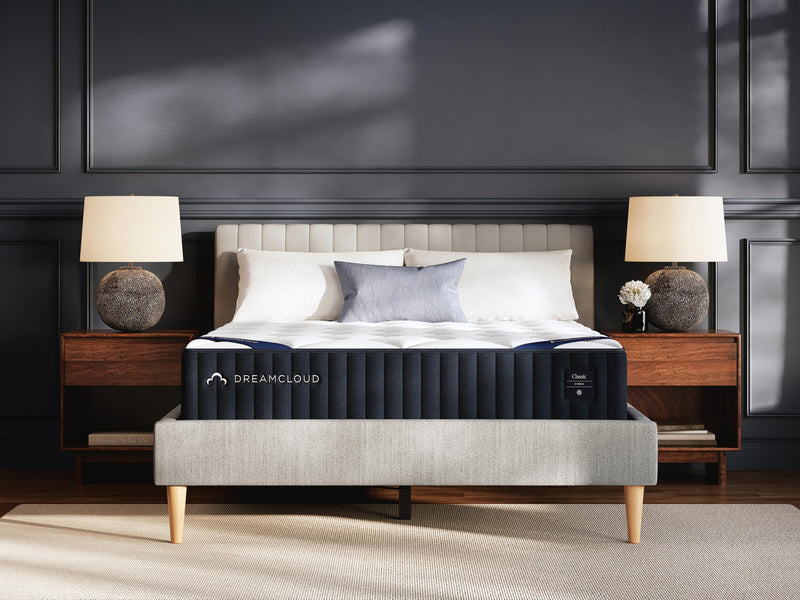 DreamCloud Classic Hybrid White Full Mattress - M13521