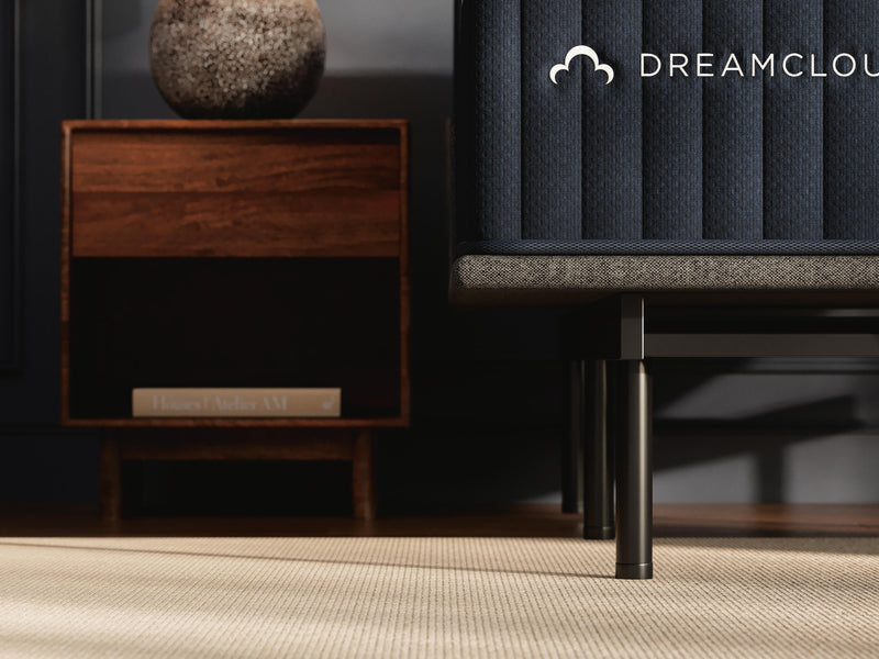 DreamCloud Classic Hybrid White King Mattress - M13541