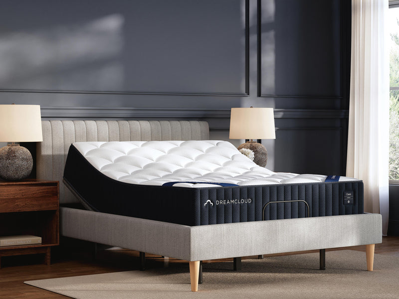 DreamCloud Classic Hybrid White Twin Mattress - M13511