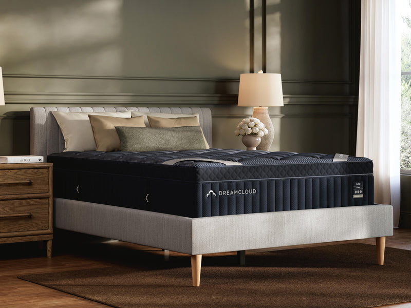 DreamCloud Luxe Hybrid White King Mattress - M13741