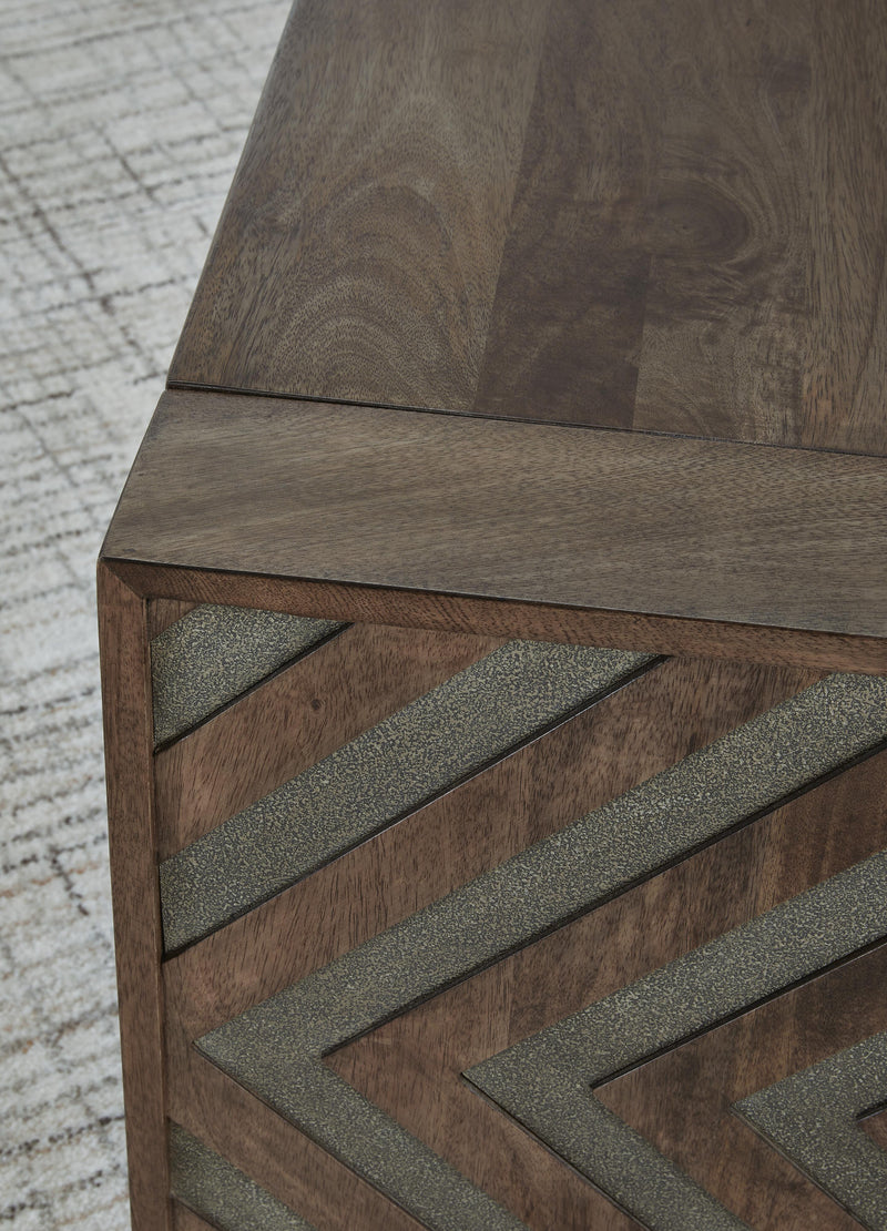 Dreggan Coffee Table with 2 End Tables in Brown - PKG020846