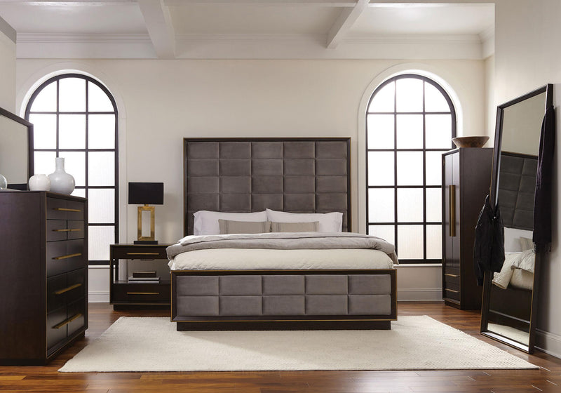 Durango 77-inch Eastern King Panel Bed Smoked Peppercorn - 223261KE
