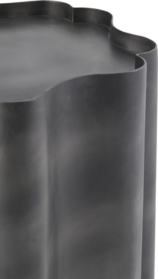 Eloise Iron End Table in Black - 99022Black-ET