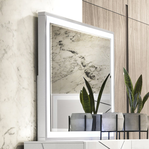 Esther Mirror w/LED - BD05884