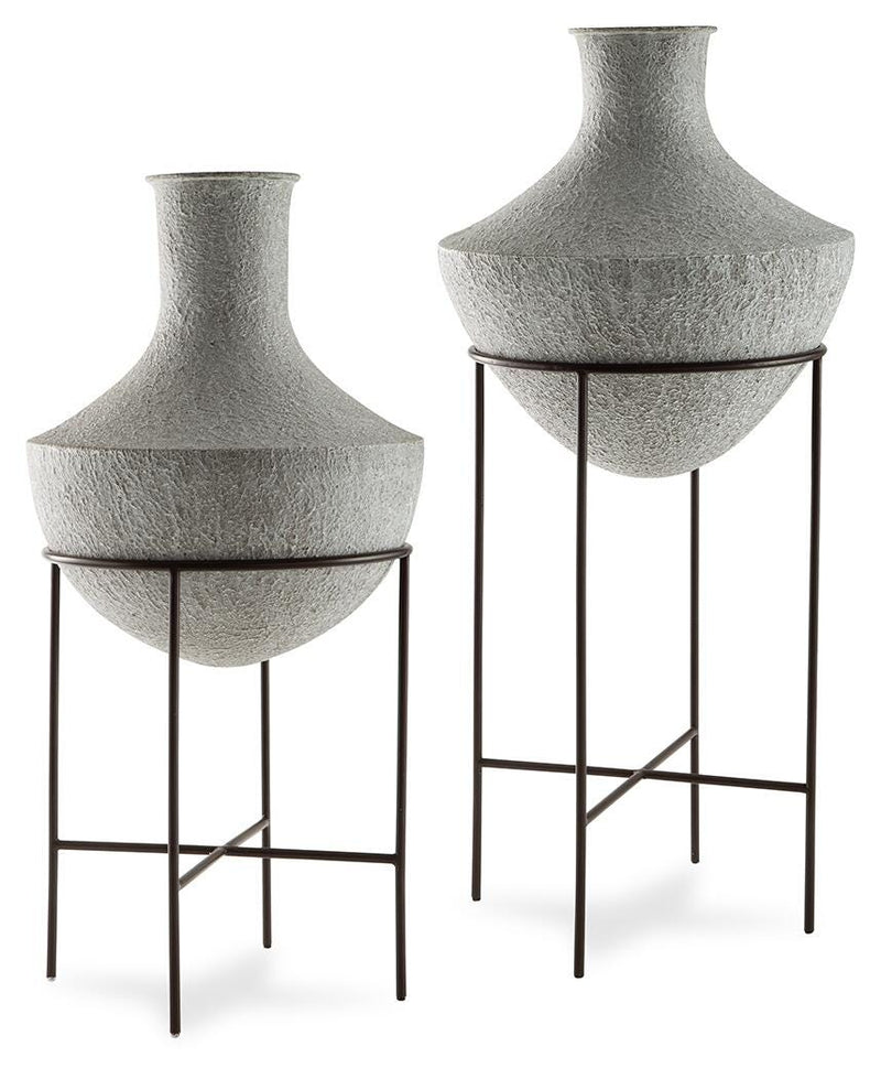 Estonbank Distressed Cream Vase Set - A2000748A1