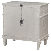 Evangeline 3-drawer Nightstand Silver Oak - 223392