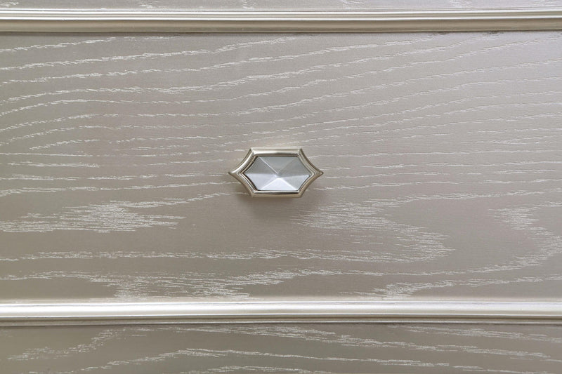Evangeline 9-drawer Dresser Silver Oak - 223393