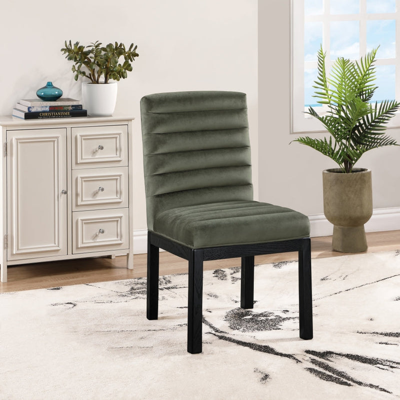 Evelyn Velvet Upholstered Dining Chair in Green - 902Green-C