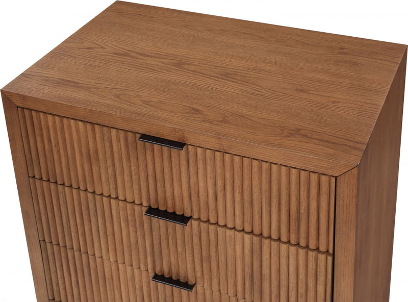 Fairfax Solid Wood And Oak Veneer Chest in Brown - 311Walnut-CH