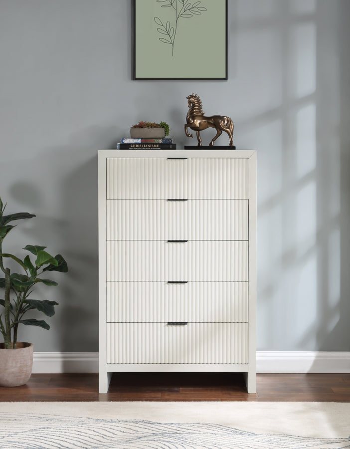 Fairfax Solid Wood And Oak Veneer Chest in Cream - 311Cream-CH