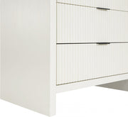 Fairfax Solid Wood And Oak Veneer Chest in Cream - 311Cream-CH