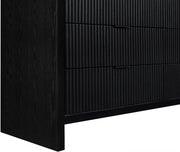 Fairfax Solid Wood And Oak Veneer Dresser in Black - 311Black-D
