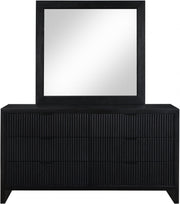 Fairfax Solid Wood And Oak Veneer Dresser in Black - 311Black-D
