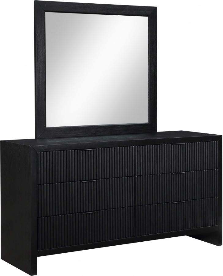 Fairfax Solid Wood And Oak Veneer Dresser in Black - 311Black-D