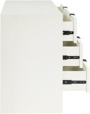 Fairfax Solid Wood And Oak Veneer Dresser in Cream - 311Cream-D