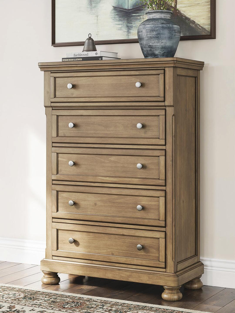 Feddinger King Panel Bed with Mirrored Dresser and Chest in Medium Brown - PKG022320