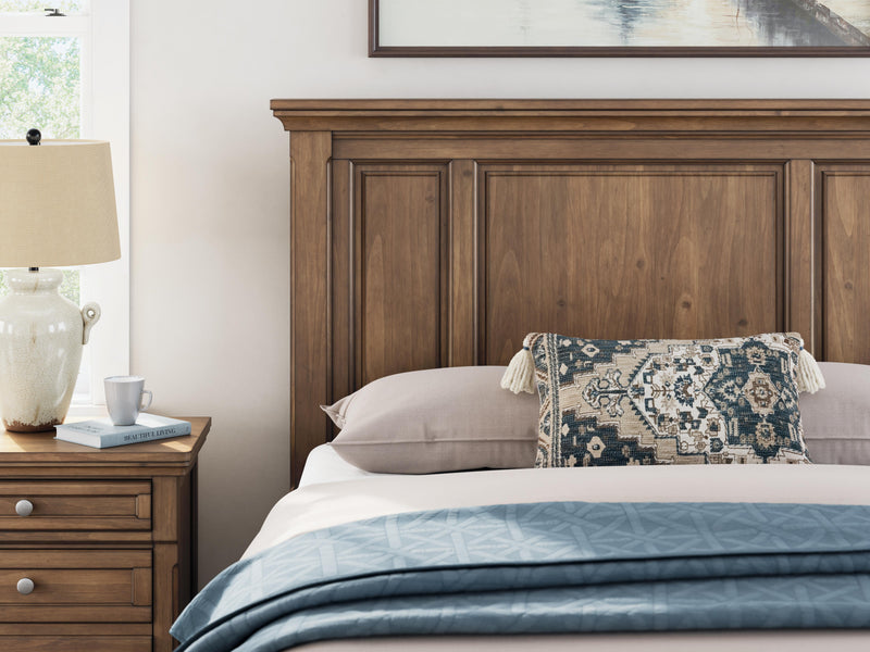 Feddinger Queen Panel Bed with Dresser in Medium Brown - PKG022306