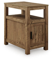 Fendenmore Brown Chairside End Table - T190-117