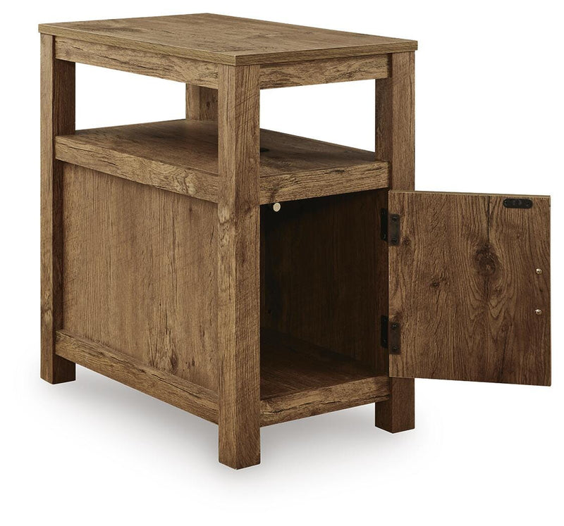 Fendenmore Brown Chairside End Table - T190-117