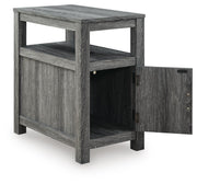 Fendenmore Brown/Gray Chairside End Table - T190-317