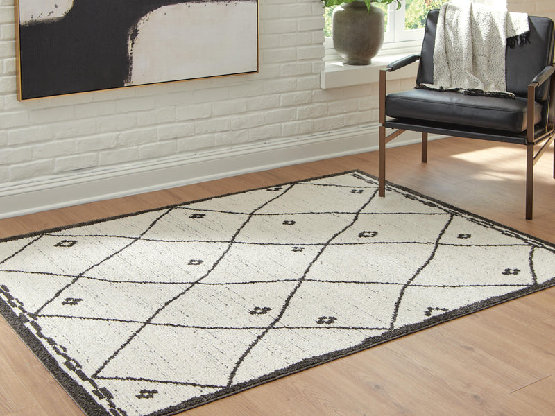 Fenriston Cream/Black Medium Rug - R408302