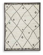 Fenriston Cream/Black Medium Rug - R408302