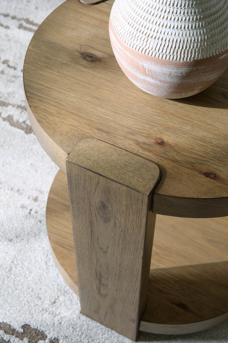 Flangren Light Brown End Table - T553-6