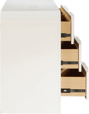 Fluted Solid Wood And Oak Veneer Dresser in Cream - 314Cream-D
