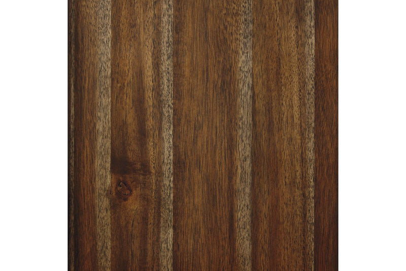 Flynnter Medium Brown Queen Sleigh Bed - Gate FurnitureQueen Bed