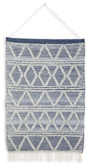 Fogridge Wall Decor - Gate FurnitureWall Decor