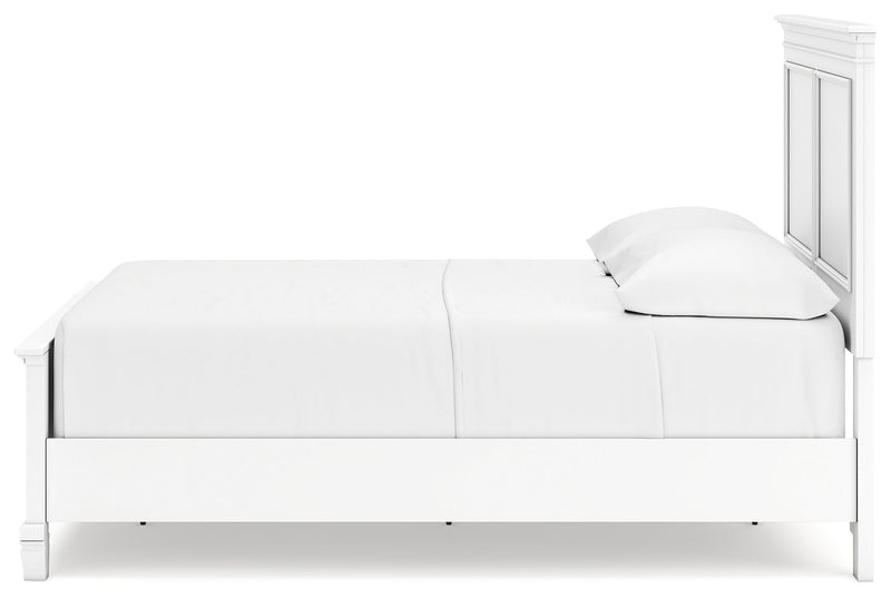 Fortman Full Panel Bed with Mirrored Dresser, Chest and 2 Nightstands in White - PKG015171