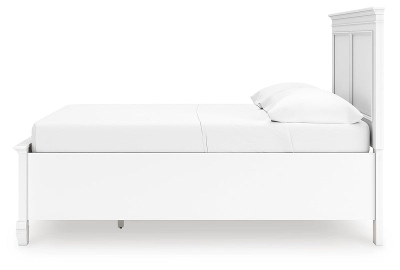 Fortman Full Panel Storage Bed and Dresser in White - PKG023790