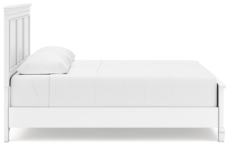 Fortman White King Panel Bed, Dresser and 2 Nightstands - B680B15