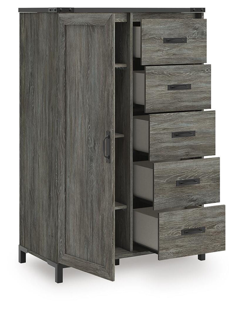 Frandern Queen Panel Bed, Dresser, Mirror, Chest and 2 Nightstands - B4480B29