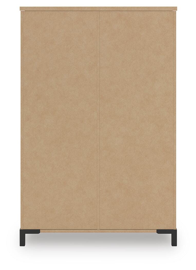 Frandern Queen Panel Bed, Dresser, Mirror, Chest and 2 Nightstands - B4480B29