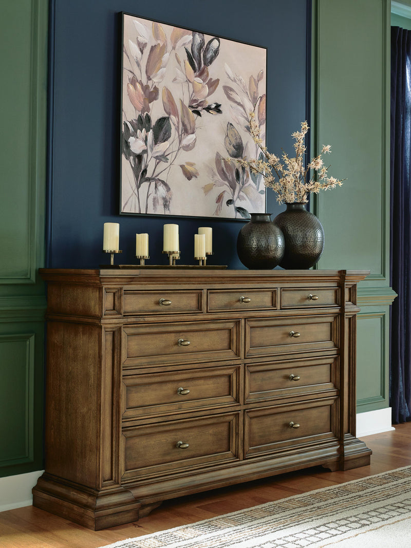 Frantanna Brown Dresser - PCB949-31