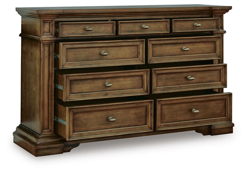 Frantanna Brown Dresser - PCB949-31