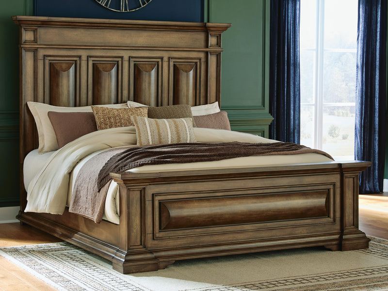 Frantanna Brown King Panel Bed - PCB949B6
