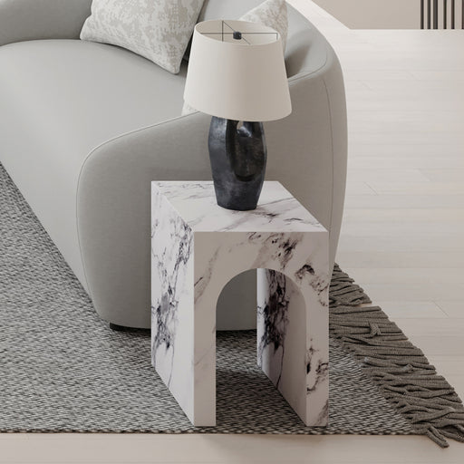 Fritzy End Table - LV03127