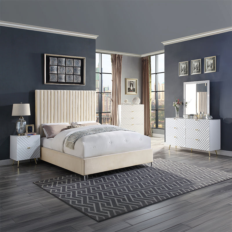 Gaines Dresser - BD01037