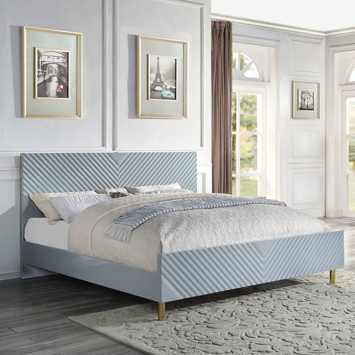 Gaines EK Bed - BD01039EK
