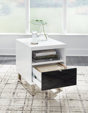 Gardoni White/Black Chairside End Table - T756-7