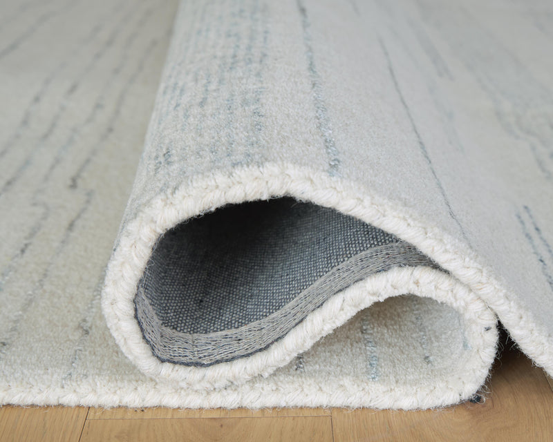 Genemost Ivory/Blue 5' x 7' Area Rug - R407842