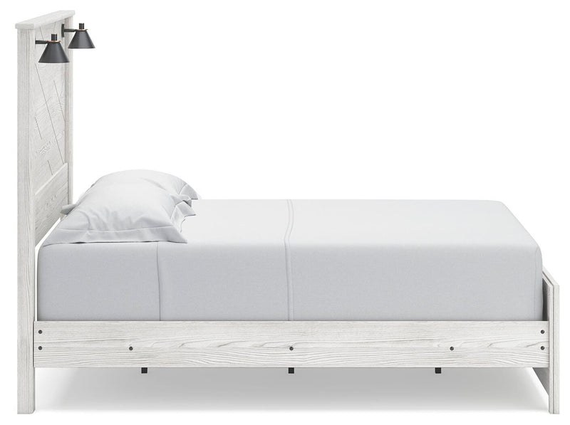 Gerridan Queen Panel Bed and Dresser in White/Gray - PKG019121