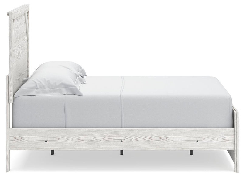 Gerridan White/Gray Full Panel Bed and Chest - B1190B36