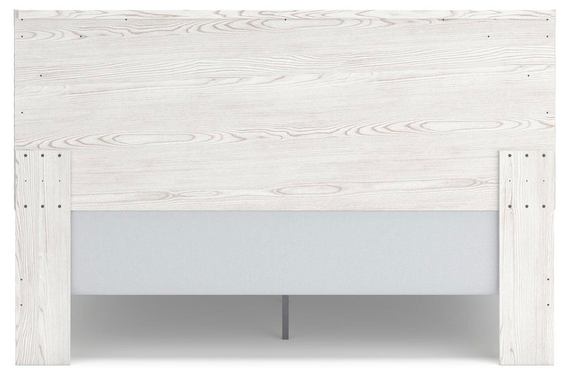 Gerridan White/Gray King Panel Bed, Dresser, Chest and 2 Nightstands - B1190B27
